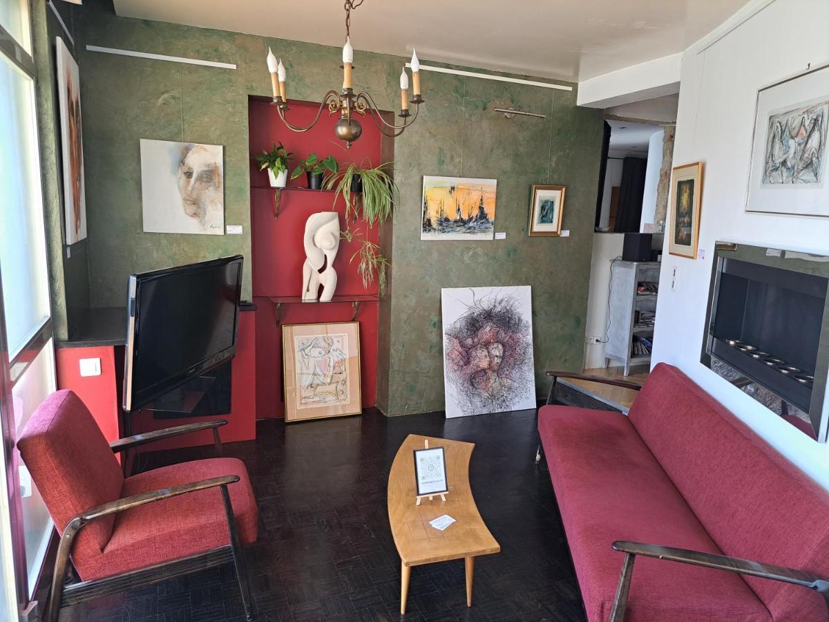 Montbéliard L'Appartement - Chambre Avec Salle De Bains Et Wc Dans Une Galerie D'Art מראה חיצוני תמונה